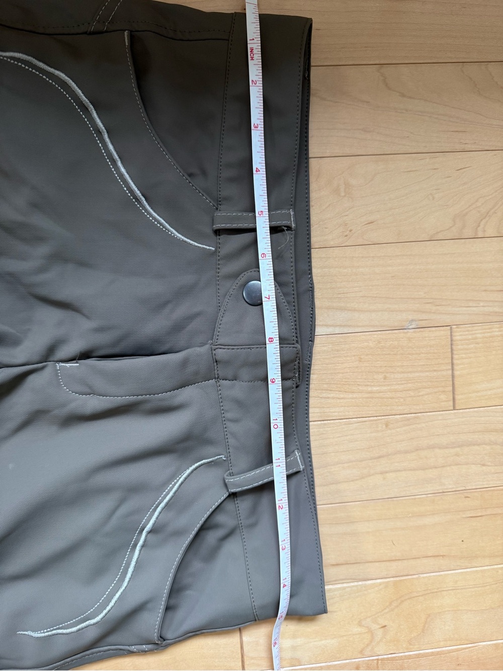 FITS Finley Breeches Size Medium Perfect with cell phone pocket